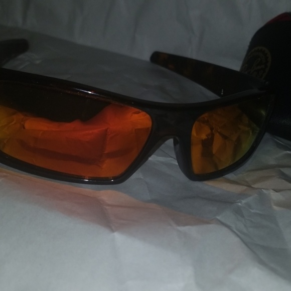 Oakley -Gascans - Picture 3 of 3